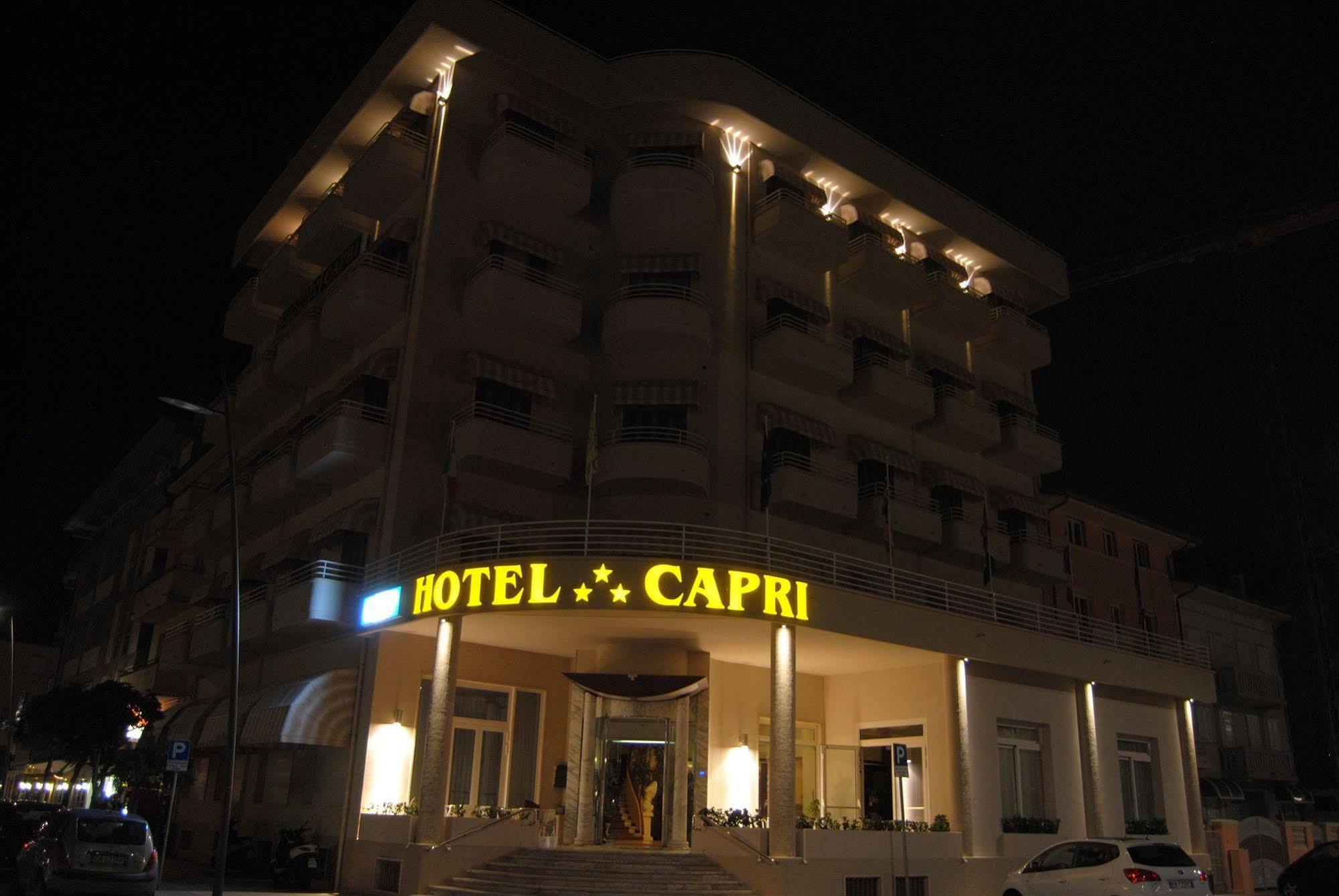 Capri & 3*