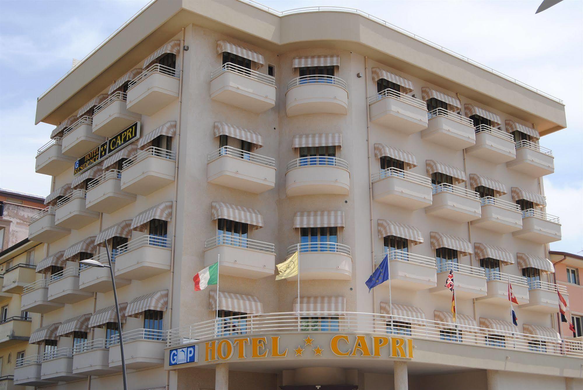 Capri & Hotel 3*