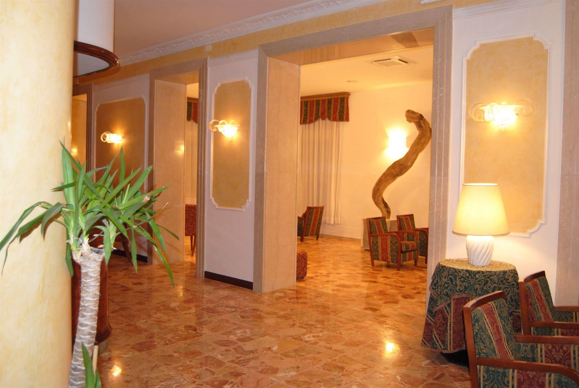 Capri&residence